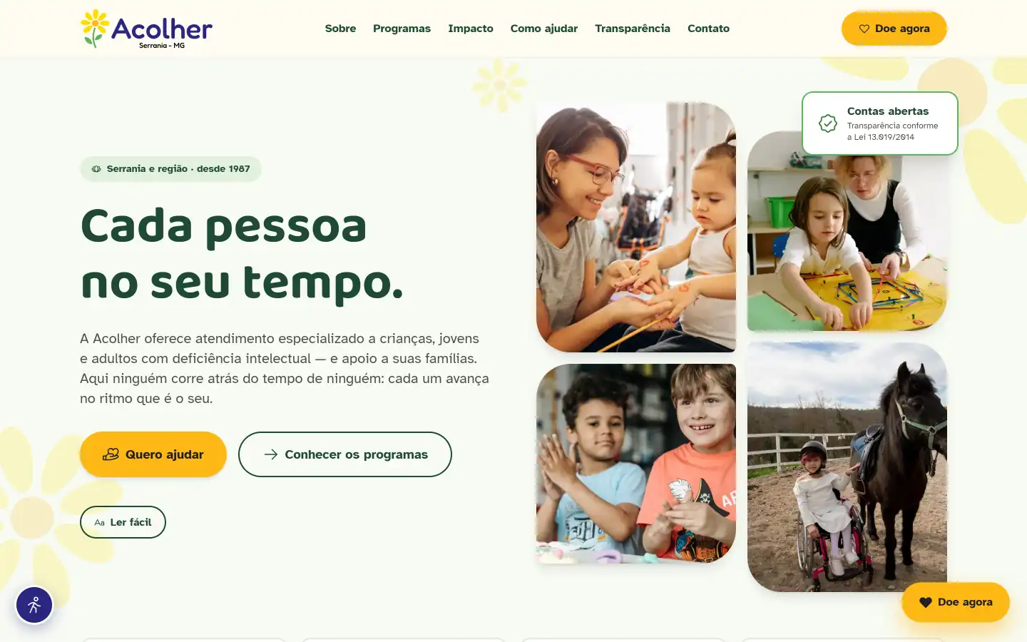 Site modelo Acolher visto no computador
